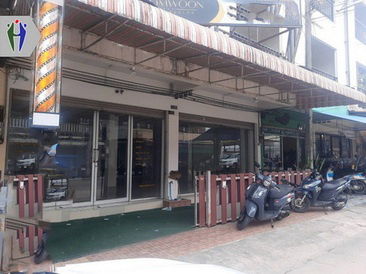 รูป อาคารพาณิชย์ให้เช่า ติดถนนซอยสยามคันทรีคลับ พร้อมเปิดร้าน - รูปที่ 1/9