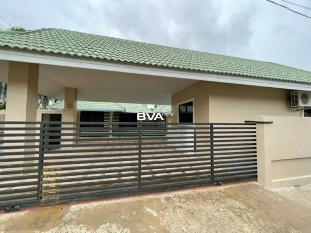 picture Pool Villa For Rent Pattaya Siam Place Village East Pattaya 3 bedrooms 3 bathroms - 3/12