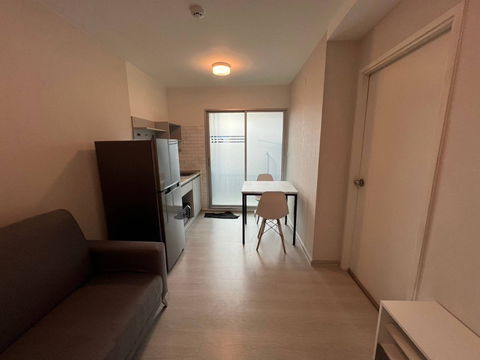 (ว่างพร้อมเข้าอยู่)คอนโดให้เช่าPlum Condo InterchangeRAM60 27 ตรม.1ห้องนอน ตึกG ชั้น6 เฟอร์นิเจอร์และเครื่องใช้ไฟฟ้าครบ ห้องวิวสระว่ายน้ำ