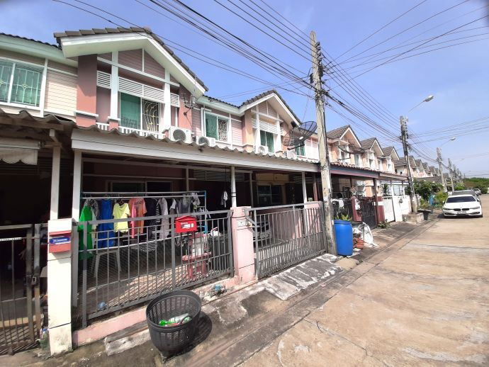 รูป ทาวนเฮ้าส์  พฤกษาวิลล์ 29  เพชรเกษม 69  เนื้อที่ 19.7 ตรว. 3 นอน 2 น้ำ 2 จอด 1.69 ล้าน  085-0732541 - รูปที่ 2/30