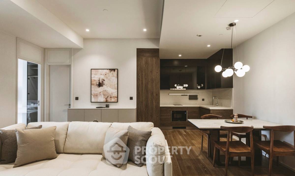 รูป คอนโด 2-ห้องนอน ที่ มิวนิค หลังสวน ใกล้ BTS ราชดำริ (ID 2462367) - รูปที่ 2/8