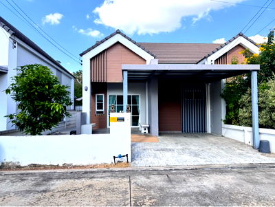 Twin houses for rent Sripatum University Khon Kaen  : House for rent in Pimanchonkoi Village, Bueng Kaen Nakhon