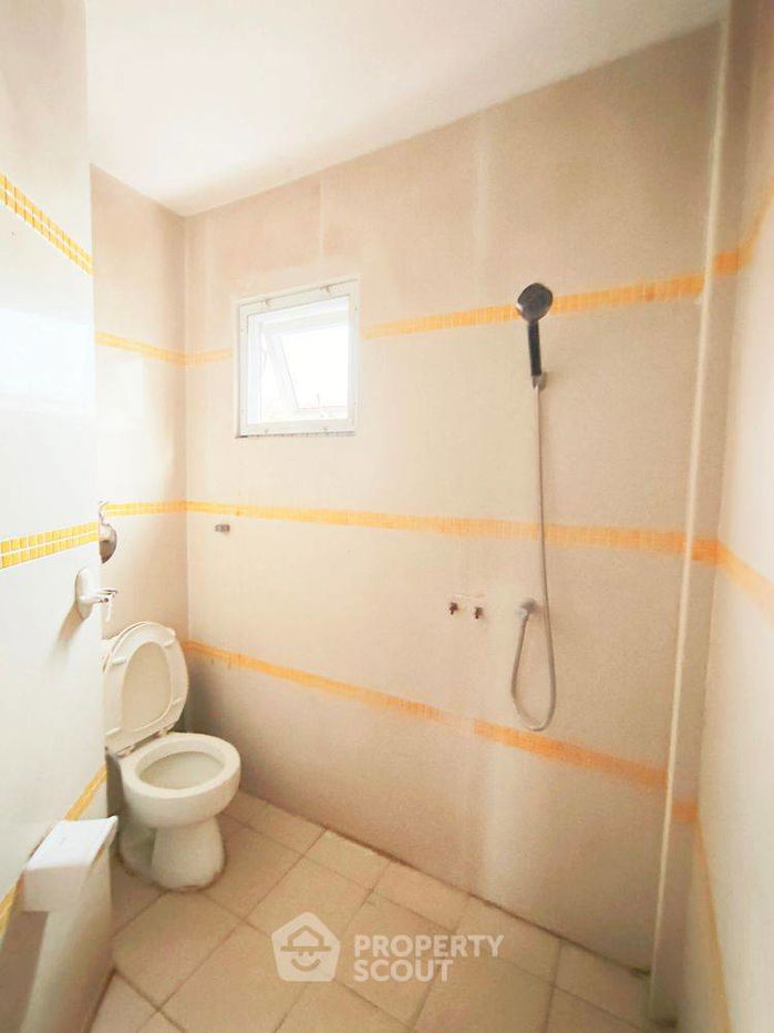 รูป ทาวน์เฮ้าส์ 3-ห้องนอน ที่ เมอริท เพลส ลาดพร้าว 87 ใน คลองเจ้าคุณสิงห์ (ID 2431136) - รูปที่ 15/17