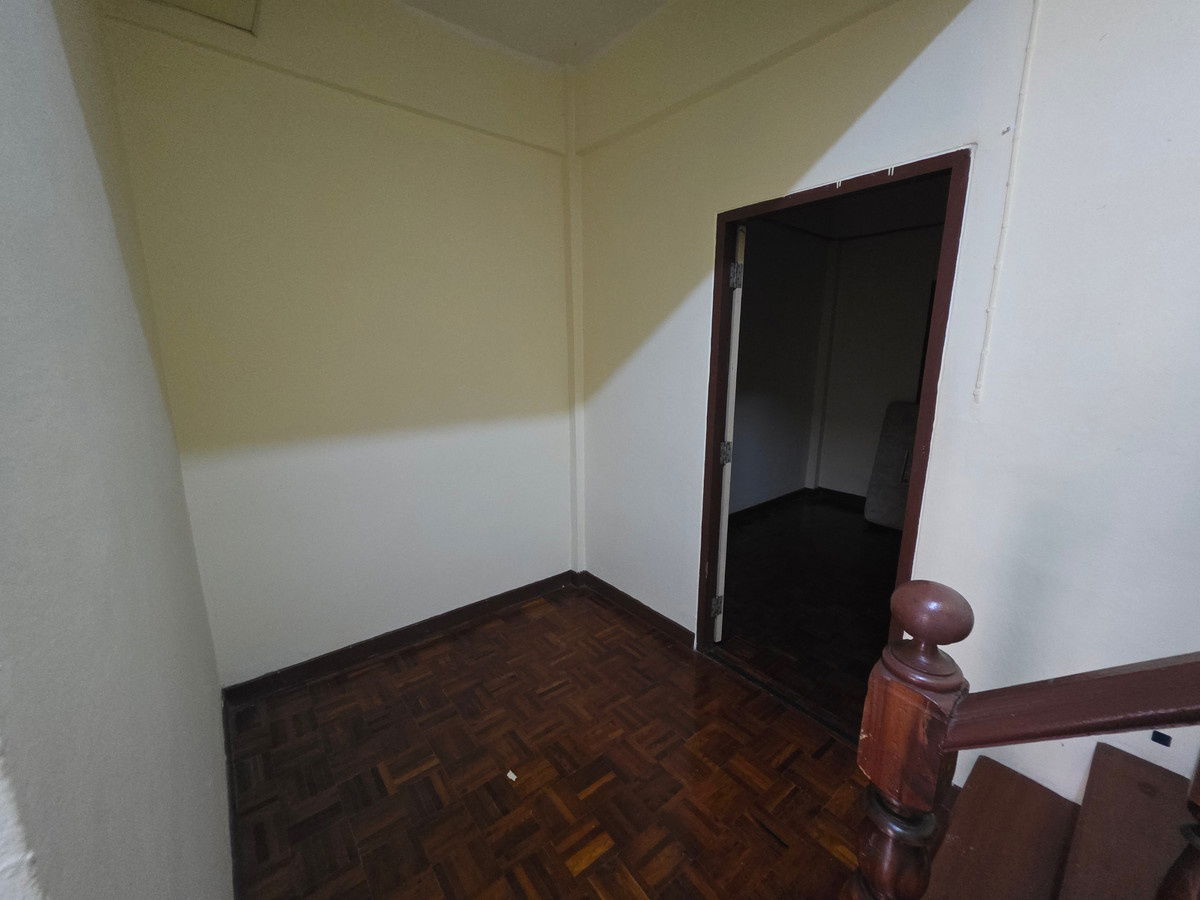 รูป 💥CP-9564💥ว่างให้เช่า  ทาวน์เฮ้าส์ วิมเบอร์ลี่โฮม สุขุมวิท 105 (ซอยลาซาล​ 1 แยก 3)​ 👉แอดไลน์ @rangrak - รูปที่ 24/38