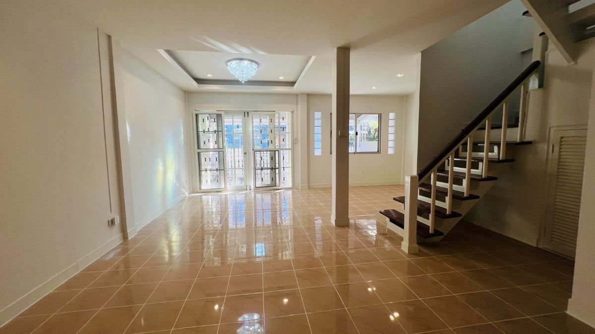 รูป 🚩ขายด่วน !! ทาวเฮ้าส์ หมู่บ้านบุศรินทร์ บ้านกล้วย ไทรน้อย !! - รูปที่ 17/21