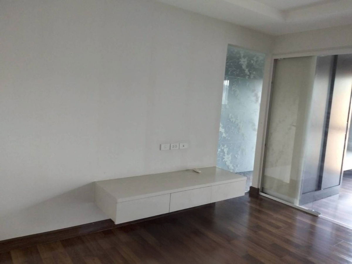 รูป JK 5642299 : พาร์ค เอ็กโซ (Parc Exo) - รูปที่ 3/8