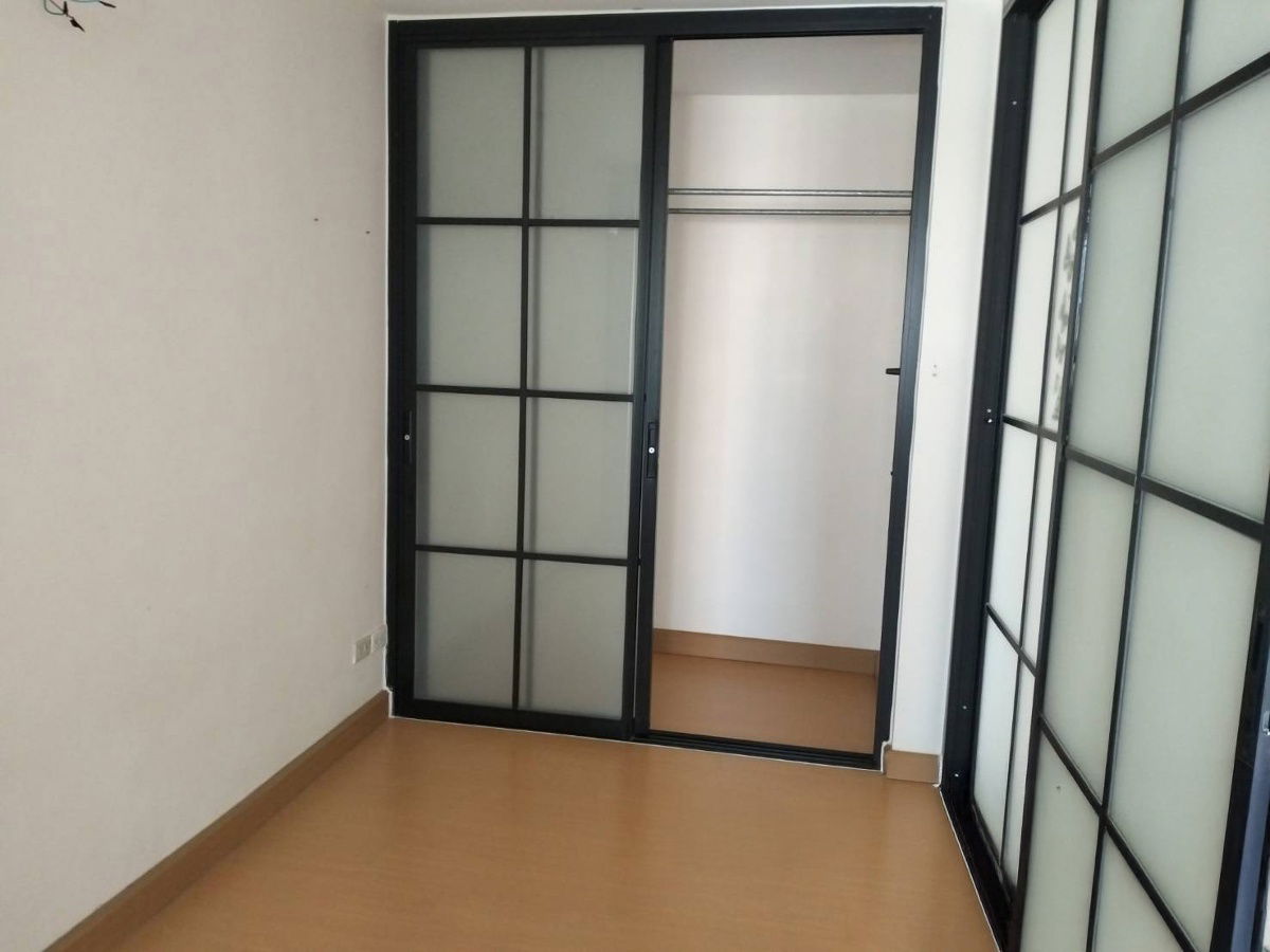 รูป JK2 5523425 : รัชดา พาวิเลี่ยน - รูปที่ 8/9