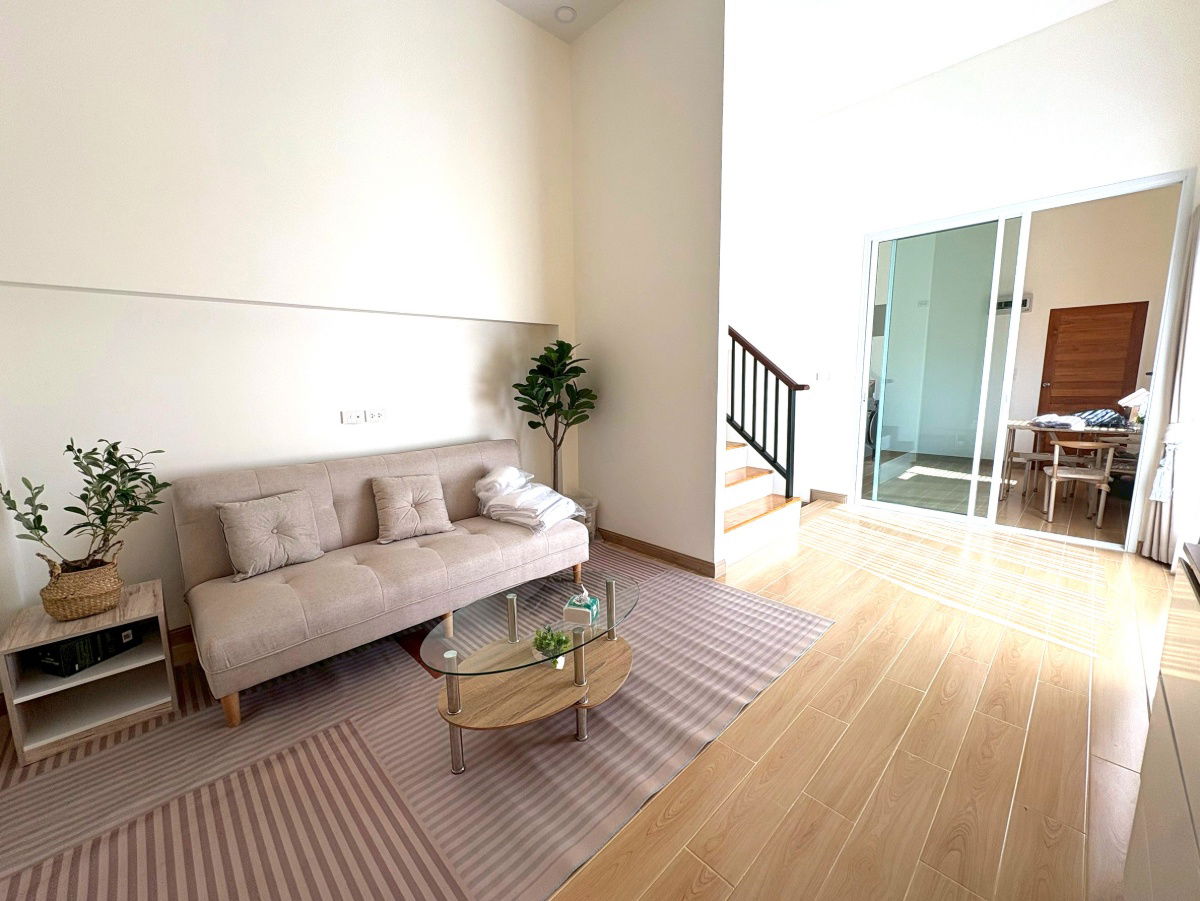 รูป ให้เช่าบ้านเดี่ยวสองชั้น  3 ห้องนอน 2 ห้องน้ำ 1  ห้องครัว  2  ที่จอดรถ - รูปที่ 3/23