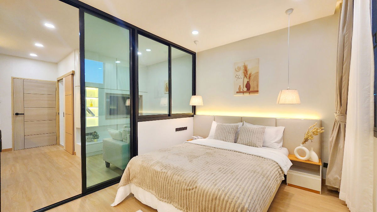 picture ðModern Minimal Condo with Stunning Doi Suthep View â Just 4 Minutesâ Walk to Chiang Mai University - 4/21