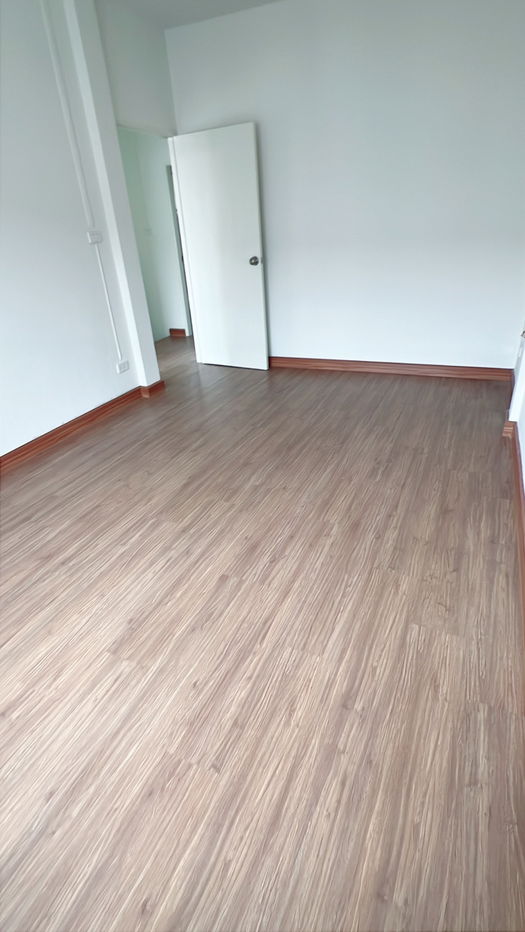 รูป 🚩ขายด่วน !! ทาวเฮ้าส์ หมู่บ้านบุศรินทร์ บ้านกล้วย ไทรน้อย !! - รูปที่ 4/21