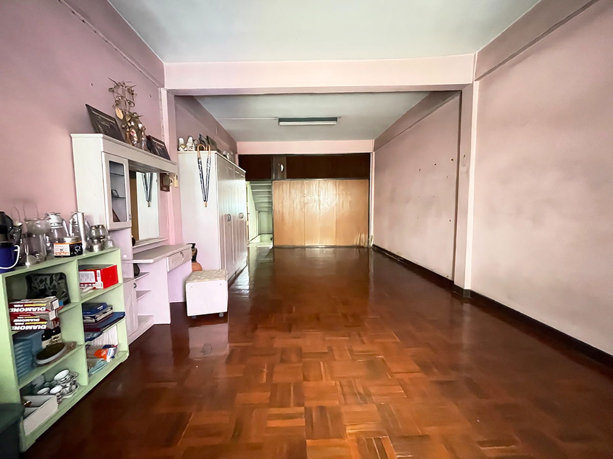 รูป OEC 86370 – ขายอาคารพาณิชย์ 4 ชั้น ถนนตะนาว พระนคร เหมาะทำธุรกิจและ อยู่อาศัย - รูปที่ 3/8