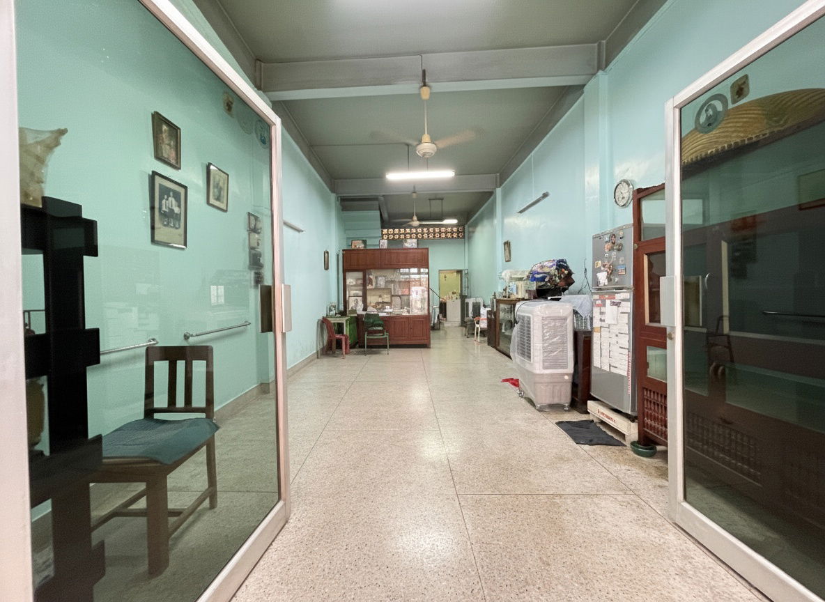 รูป OEC 86370 – ขายอาคารพาณิชย์ 4 ชั้น ถนนตะนาว พระนคร เหมาะทำธุรกิจและ อยู่อาศัย - รูปที่ 2/8