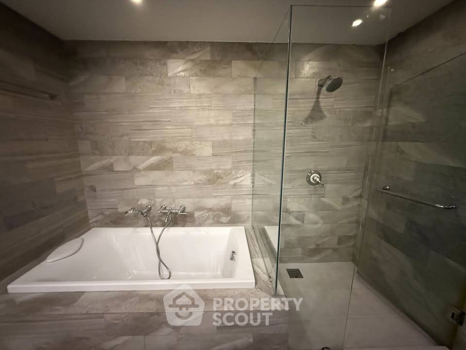 รูป คอนโด 2-ห้องนอน ที่ สมคิด การ์เด้น คอนโดมิเนียม ใกล้ BTS ชิดลม (ID 2465495) - รูปที่ 15/24