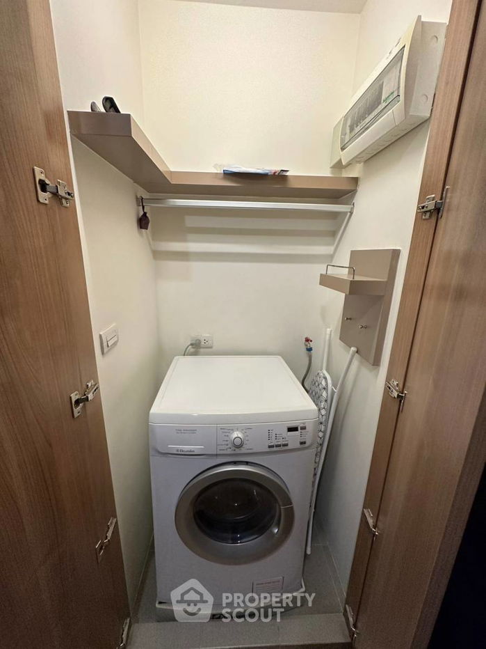 รูป คอนโด 1-ห้องนอน ที่ ริธึ่ม สุขุมวิท 50 ใกล้ BTS อ่อนนุช (ID 2066372) - รูปที่ 8/9