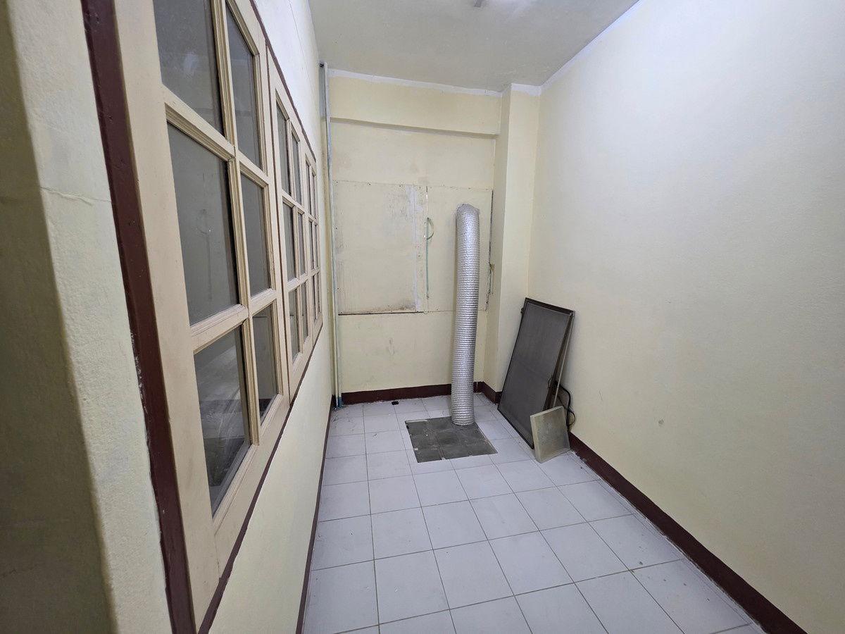 รูป 💥CP-9564💥ว่างให้เช่า  ทาวน์เฮ้าส์ วิมเบอร์ลี่โฮม สุขุมวิท 105 (ซอยลาซาล​ 1 แยก 3)​ 👉แอดไลน์ @rangrak - รูปที่ 2/38