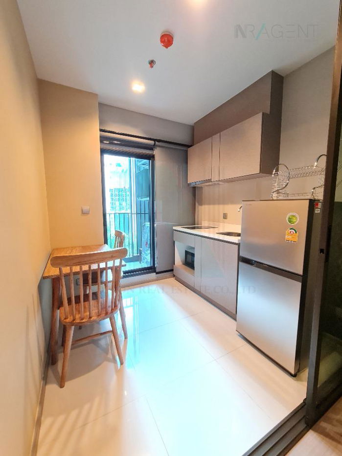 picture For rent, Life Asoke-Rama 9, 1 bedroom, 10th floor, Building A, near MRT Rama 9. - 5/8