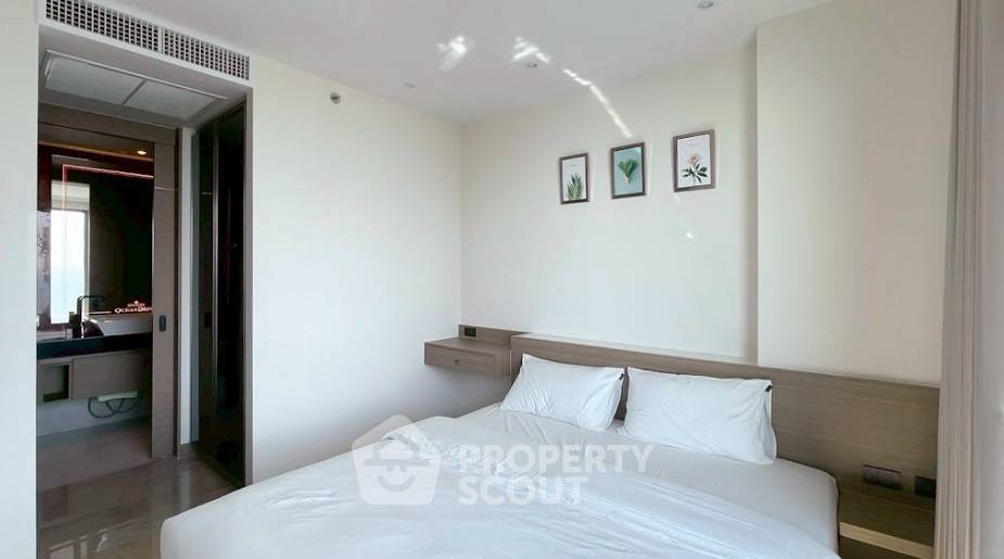 picture 1-BR Condo at The Riviera Ocean Drive close to Jomtien Beach (ID 2467670) - 7/14