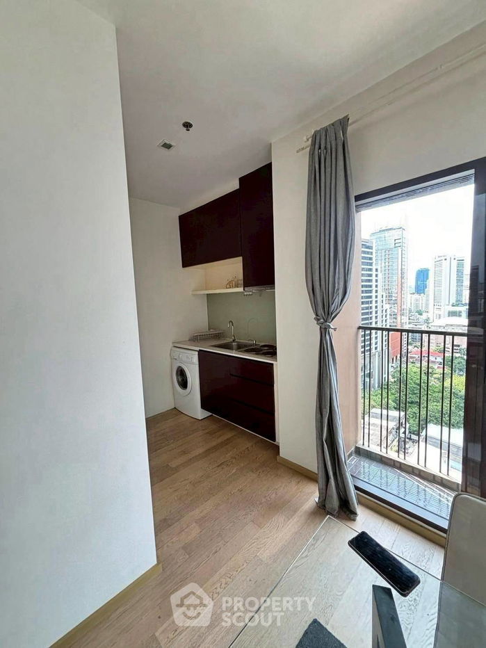 picture 2-BR Condo at Noble Refine Prompong near BTS Phrom Phong (ID 2455645) - 5/10