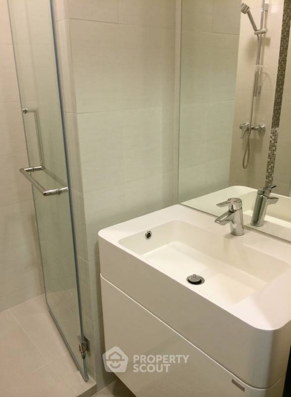 picture 1-BR Condo at Condolette Midst Rama 9 near MRT Phra Ram 9 (ID 383221) - 1/7