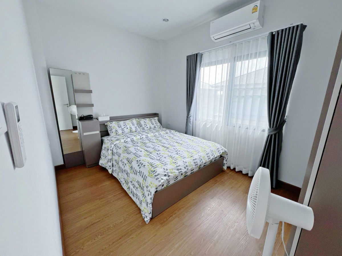 รูป ให้เช่าบ้านเดี่ยวสองชั้น 4 ห้องนอน 3 ห้องน้ำ 1 ห้องครัว 2 ที่จอดรถ - รูปที่ 9/11