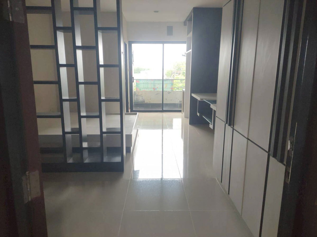 รูป JK 5843758 : เดอะ ซิตี้ คอนโดมิเนียม 1 - รูปที่ 3/8