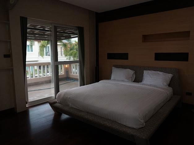 รูป ขาย: บ้านเดี่ยว 3 ชั้นพัทยา พร้อมสระว่ายน้ำส่วนตัว 6 ห้องนอน - ซอยทุ่งกลมตาลหมัน - รูปที่ 22/41