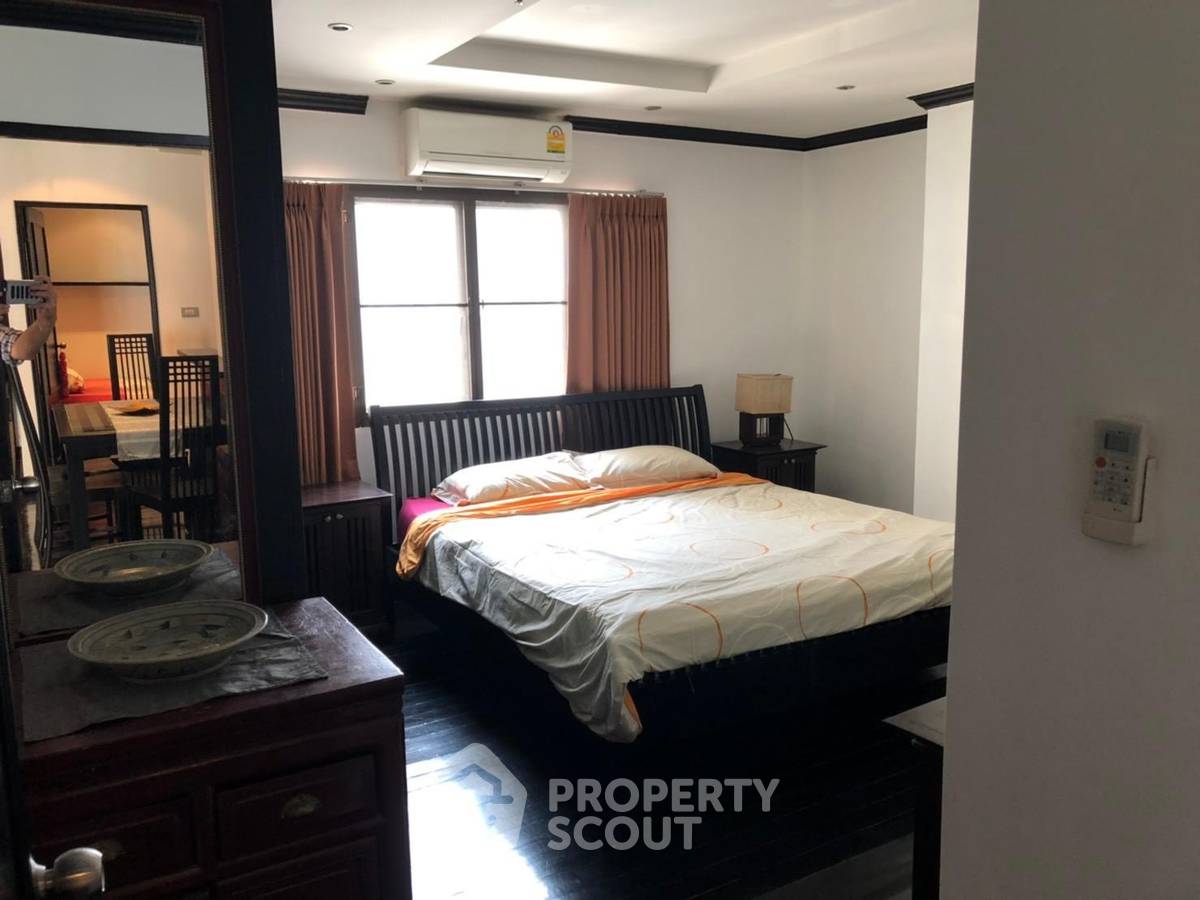 picture 2-BR Condo at Top View Tower Condominium near BTS Thong Lor (ID 452959) - 9/12