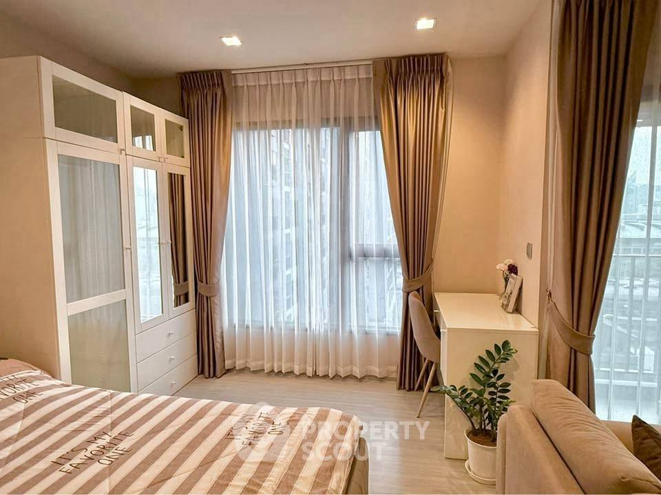 picture Studio Condo at Life Asoke - Rama 9 near MRT Phra Ram 9 (ID 2466703) - 6/16
