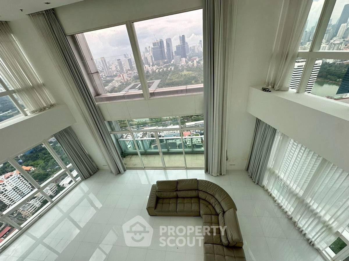 picture 3-BR Condo at Millennium Residence @ Sukhumvit Condominium near BTS Asok (ID 2464646) - 7/13