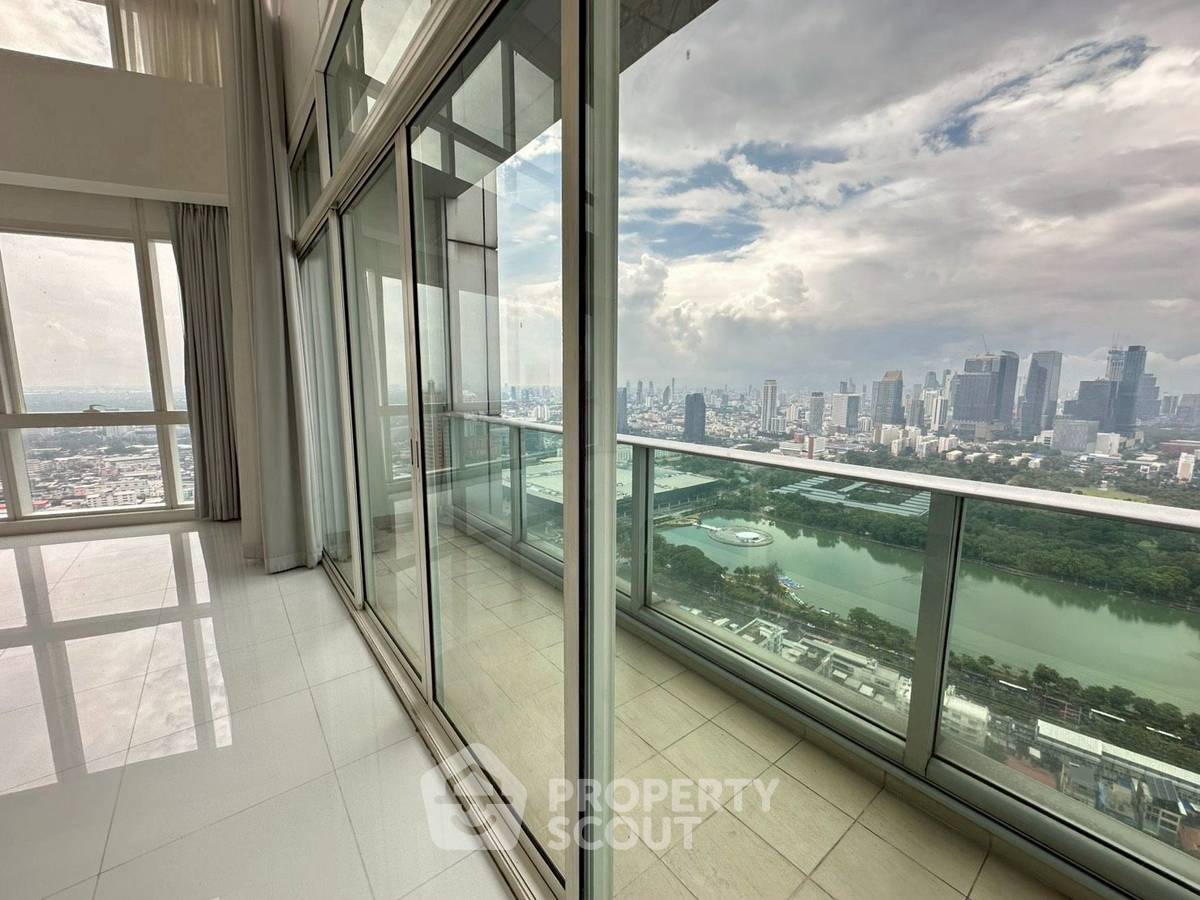 picture 3-BR Condo at Millennium Residence @ Sukhumvit Condominium near BTS Asok (ID 2464646) - 6/13
