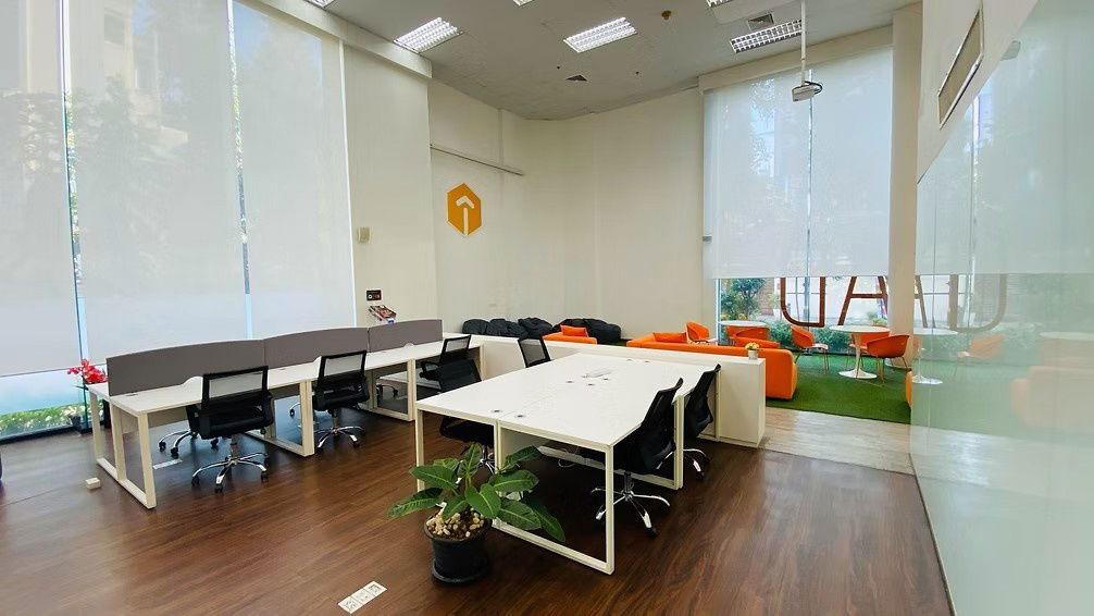 picture Virtual Office For Rent Full-service, at Sethiwan Tower Sathon-Silom – Just 1 minute from BTS Saint Louis - 1/9