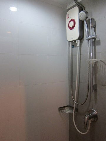 รูป C6429 ให้เช่า  :  คอนโด  ลุมพินี เพลส รัชโยธิน ( BTS รัชโยธิน ) 064 665 4666 - รูปที่ 9/9