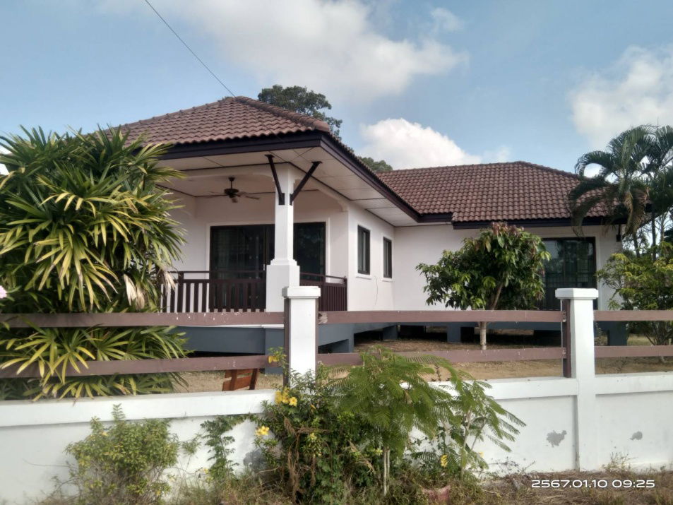 รูป ขายบ้านเดี่ยวยกพื้นสูง ใกล้หาดแม่รำพึง - รูปที่ 5/13