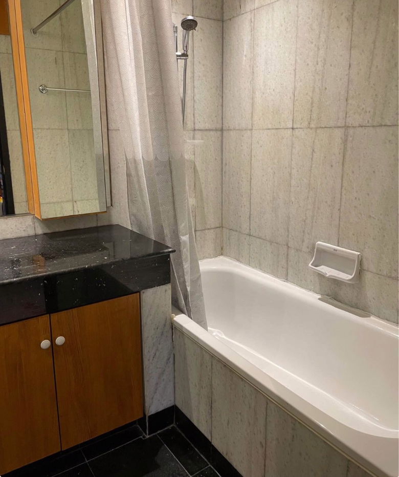 picture Pipat Place - 10/11