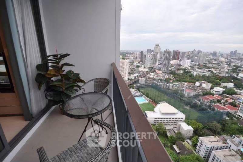 picture 2-BR Condo at Rhythm Sukhumvit 42 near BTS Ekkamai (ID 2467583) - 15/23