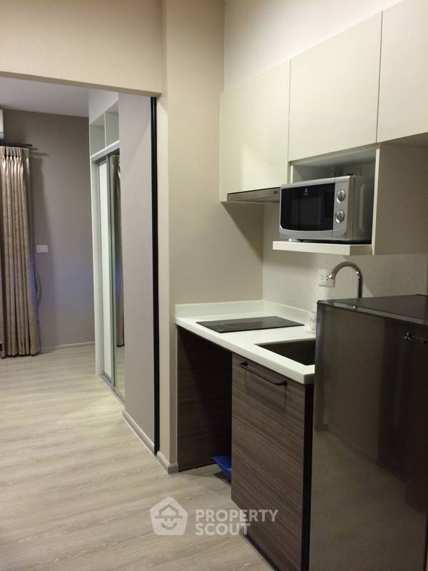 picture 1-BR Condo at Condolette Midst Rama 9 near MRT Phra Ram 9 (ID 383221) - 3/7