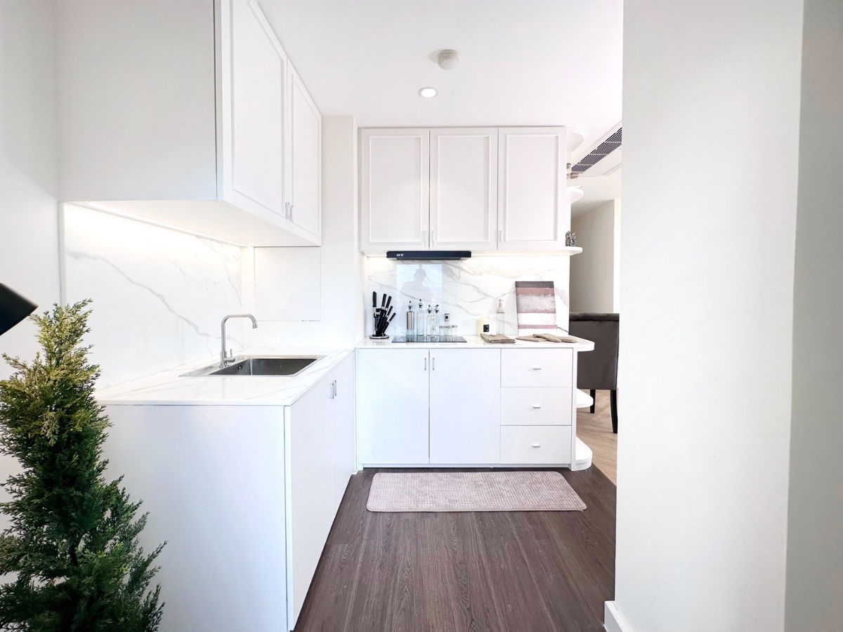 picture The   Icon   lll     For  Sell  - 6/20