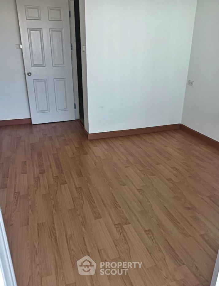 รูป คอนโด 2-ห้องนอน ที่ อัสสกาญจน์ เพลส ลาดพร้าว 85 คอนโดมิเนียม ใน คลองเจ้าคุณสิงห์ (ID 2382467) - รูปที่ 5/8