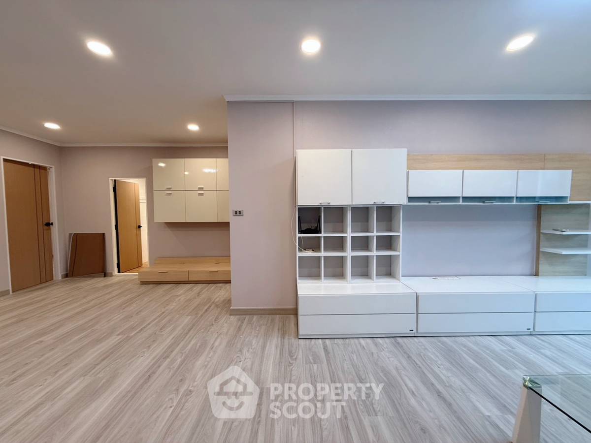 รูป คอนโด 2-ห้องนอน ที่ สาริน เพลส คอนโดมิเนียม ใกล้ BTS รัชโยธิน (ID 2467669) - รูปที่ 5/22