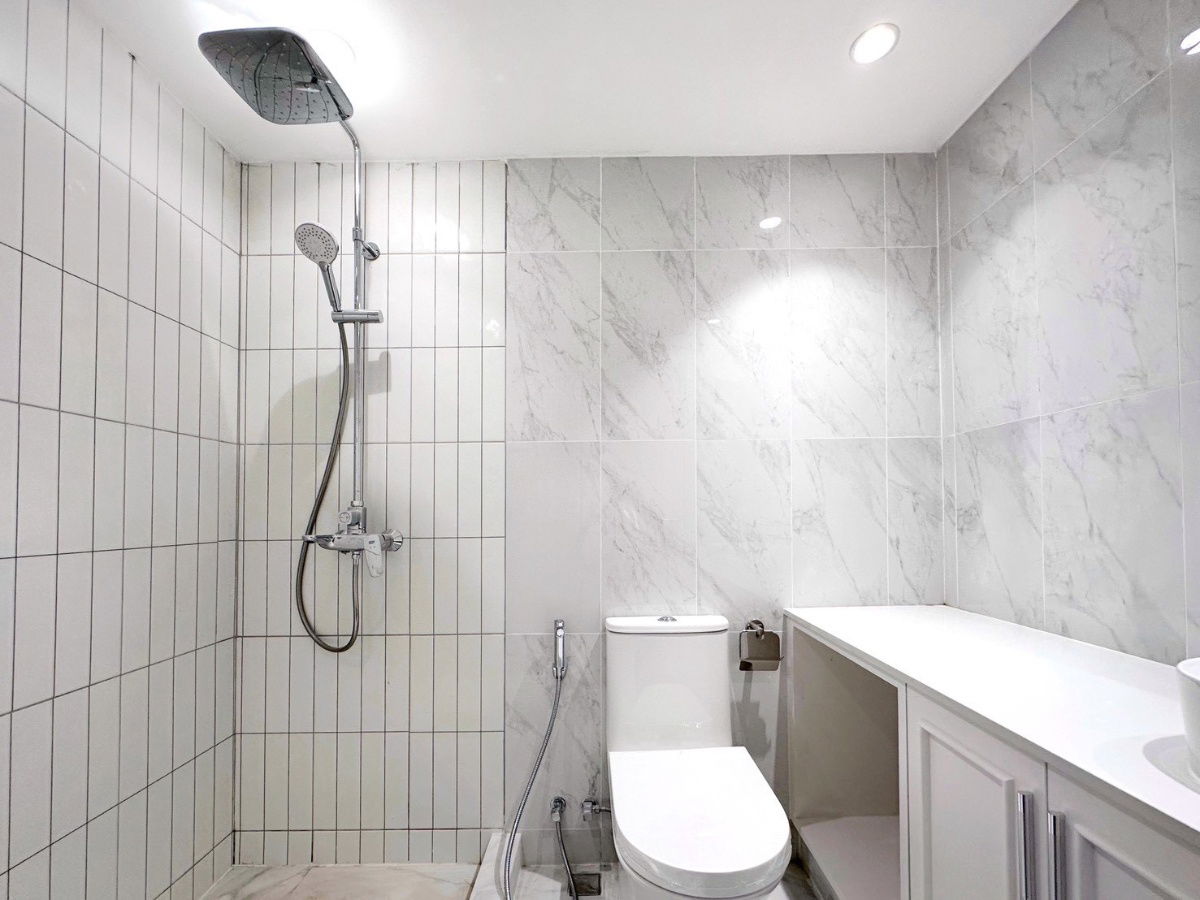 picture The   Icon   lll     For  Sell  - 19/20