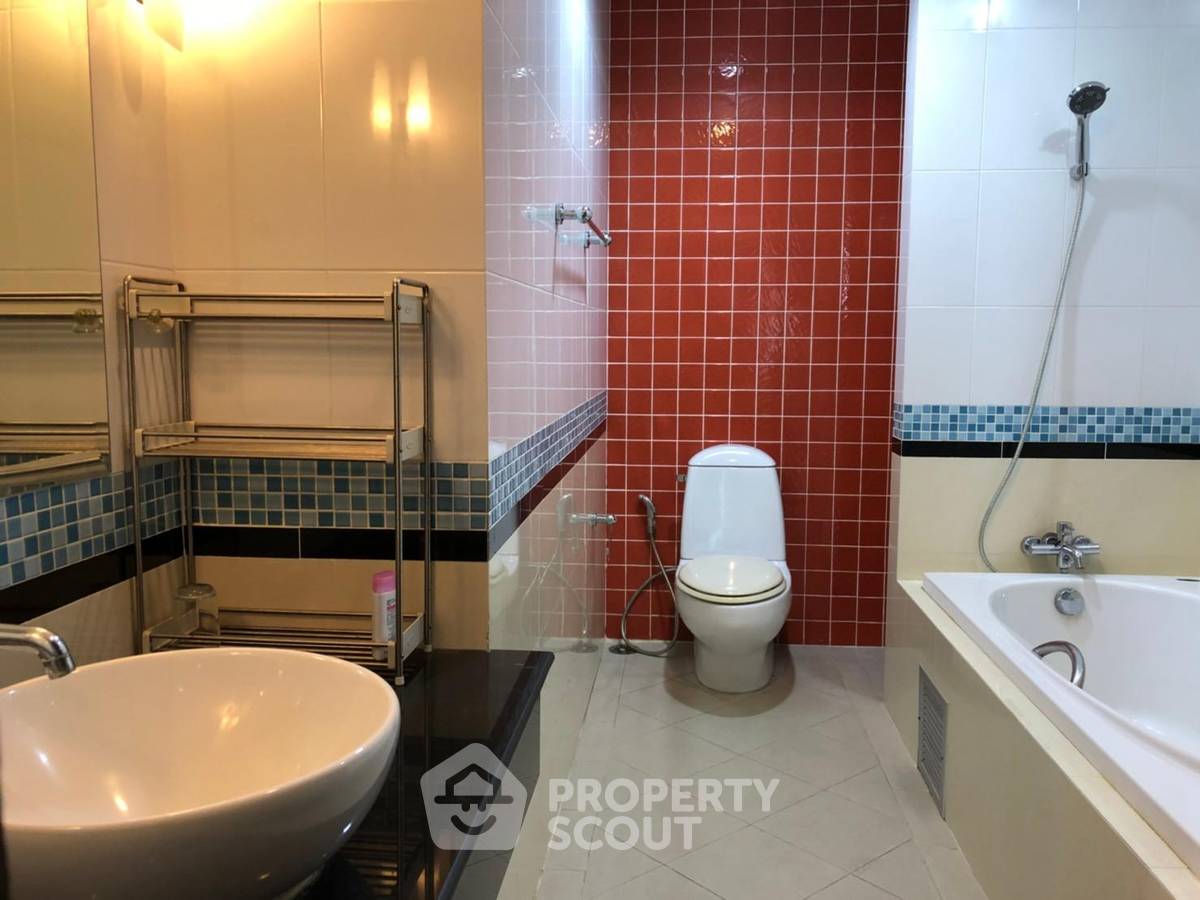 รูป คอนโด 2-ห้องนอน ที่ ซิตี้ สมาร์ท สุขุมวิท18 ใกล้ BTS อโศก (ID 452701) - รูปที่ 14/15