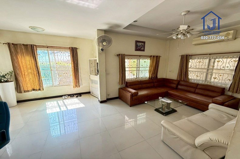 รูป ขายบ้านเดี่ยว 2 ชั้น ถนนโชคชัย 4 ซอย 43 หลังริม ใกล้รถไฟฟ้า-ทางด่วนฉลองรัช (รามอินทรา-อาจณรงค์) - รูปที่ 4/11