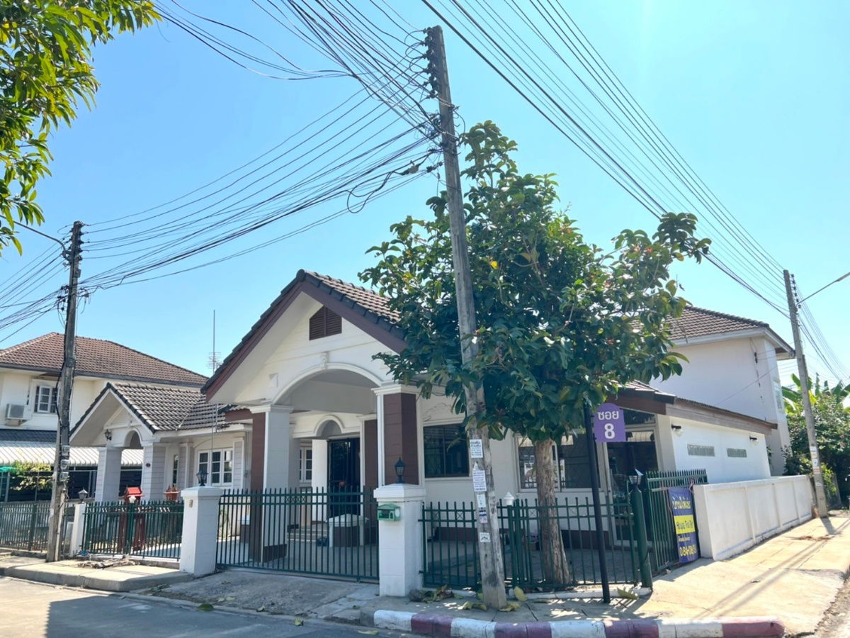 รูป ให้เช่าบ้านเดี่ยวชั้นเดียวในโครงการ มี 4 ห้องนอน 3 ห้องน้ำ 1 ห้องครัว จอดรถได้ 2 คัน - รูปที่ 21/22