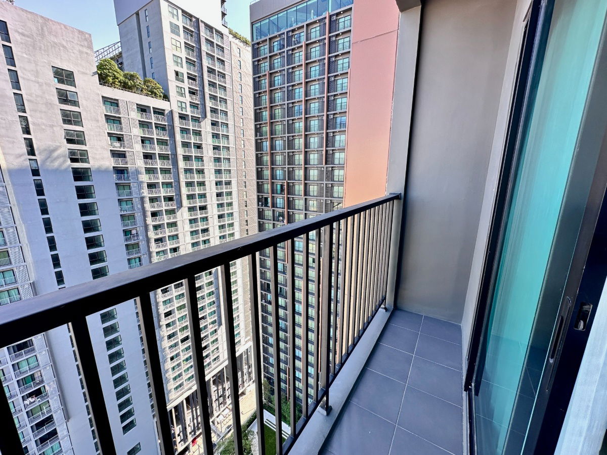 รูป ✨ ตกแต่งใหม่พร้อมอยู่! A Space Mega 2 (เอ สเปซ เมกา 2) ห้องวิวโล่ง ชั้นสูง เห็นสุวรรณภูมิ + IKEA บางนา !💙 - รูปที่ 21/25