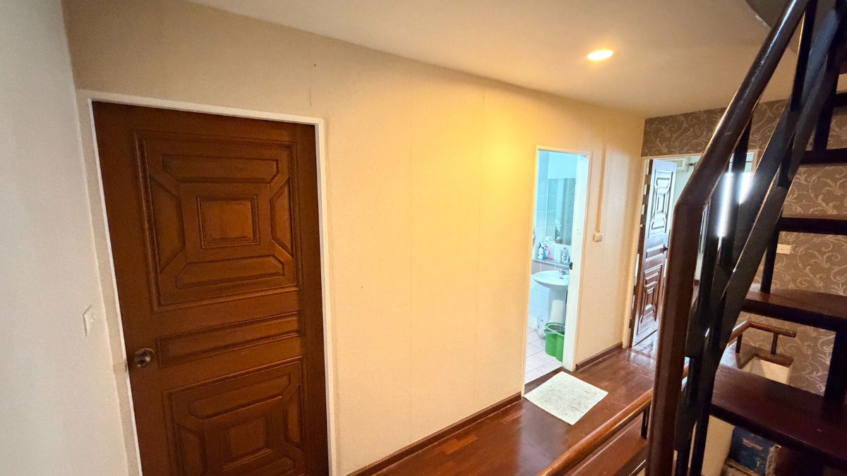 รูป ✨ พร้อมขาย ! ขายทาวน์โฮม 3 ชั้น — Supalai Ville รัชดาภิเษก 32 ทำเลใจกลางเมือง เดินทางสะดวก ใกล้ ม.ราชภัฏจันทรเกษม / ม.เกษตรศาสตร์ - รูปที่ 14/32