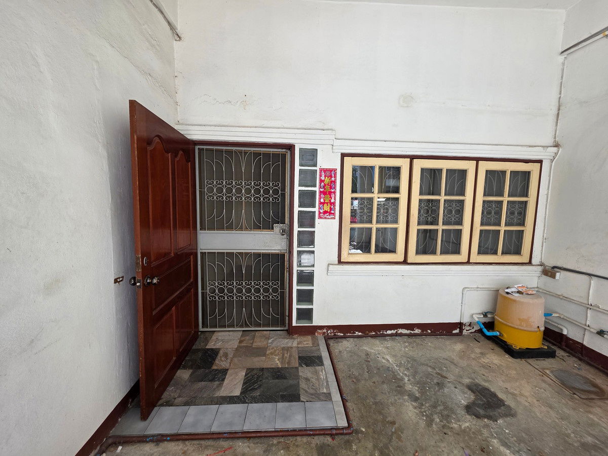 รูป 💥CP-9564💥ว่างให้เช่า  ทาวน์เฮ้าส์ วิมเบอร์ลี่โฮม สุขุมวิท 105 (ซอยลาซาล​ 1 แยก 3)​ 👉แอดไลน์ @rangrak - รูปที่ 9/38