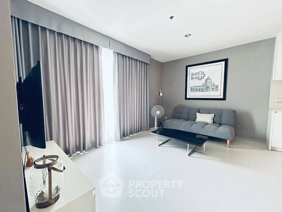 picture 2-BR Condo at Rhythm Sukhumvit 42 near BTS Ekkamai (ID 2456479) - 3/8