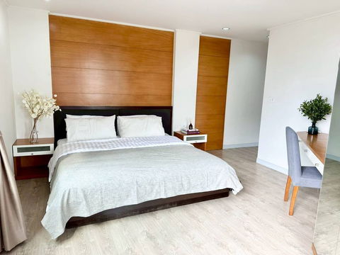 🏢 ให้เช่าคอนโด : The Royal Place 1 (เดอะ รอยัล เพลส 1) รหัสทรัพย์ | 📌LNP-C10838