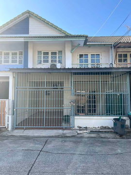 Two-story townhouse for rent in Pruksa B Village, Khlong 3 Road, Khlong Luang, Pathum Thani. Near Big C Khlong 3.