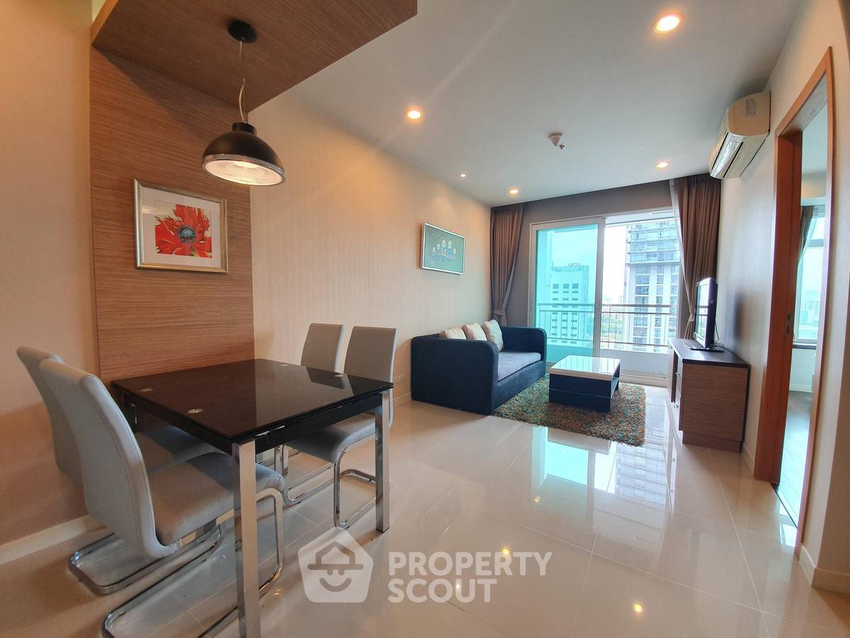 picture 1-BR Condo at Circle Condominium near MRT Phetchaburi (ID 452756) - 3/11